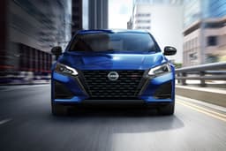 NISSAN ALTIMA thumbnail 1