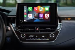 TOYOTA COROLLA thumbnail 2